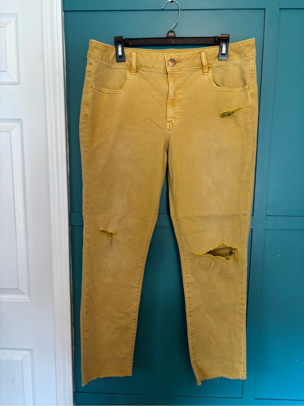 American Eagle Super Super Stretch Mustard Yellow Jegging Crop Size 14 Regular